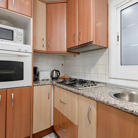Besos - Bright Apartment Close To Congress & Port Sant Adria de Besos Exterior photo