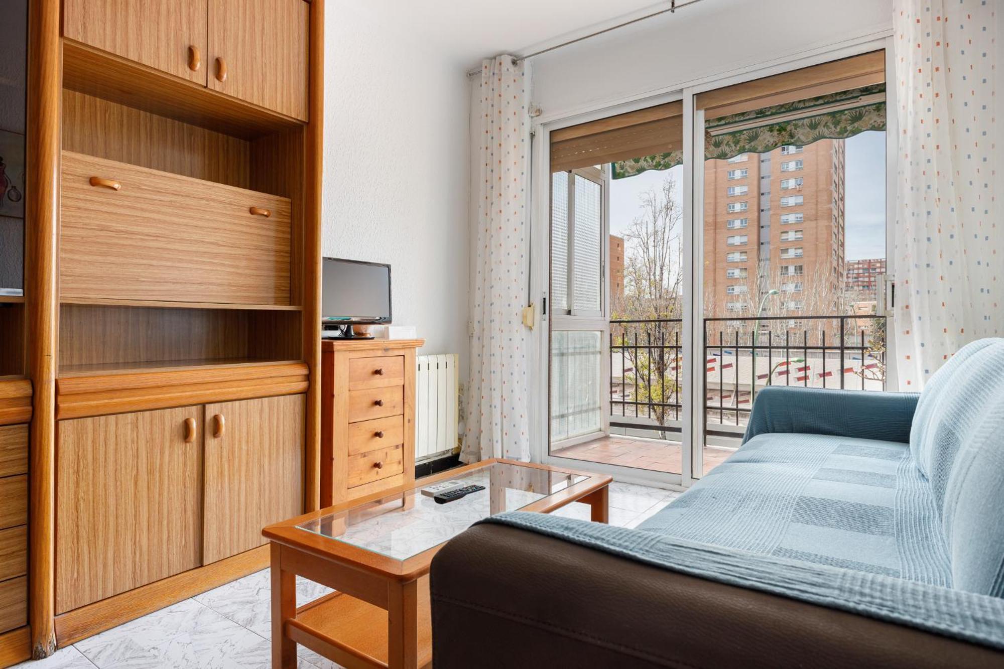 Besos - Bright Apartment Close To Congress & Port Sant Adria de Besos Exterior photo